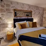 Апартаменты Stone Задар
