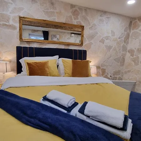 Apartamento Stone Zadar