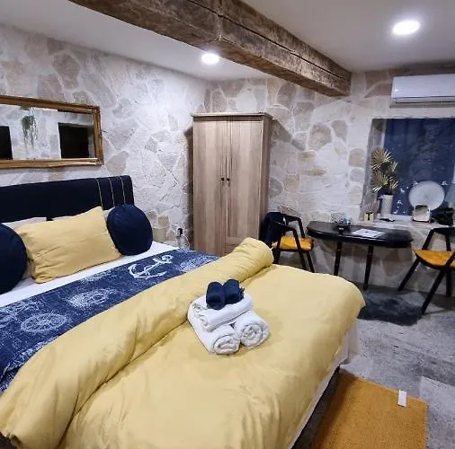 Stone Appartement *