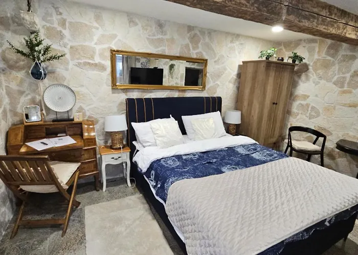 Stone Appartement *